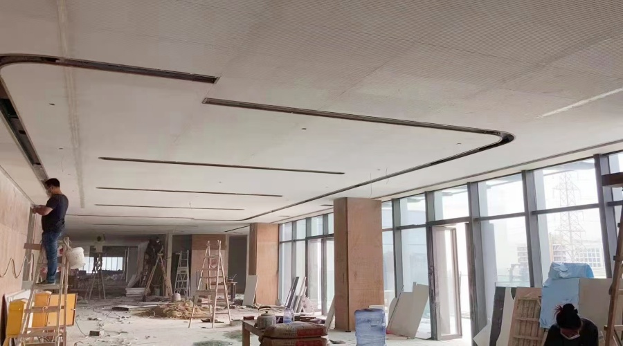 西安SOHO潤朗辦公會所--飾紀(jì)上品GRG穿孔板吊頂