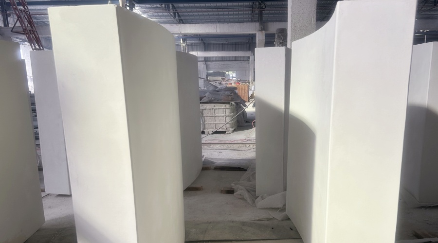  飾紀(jì)上品GRC廠家：韓國CRC圍欄（白色水磨）工程案例